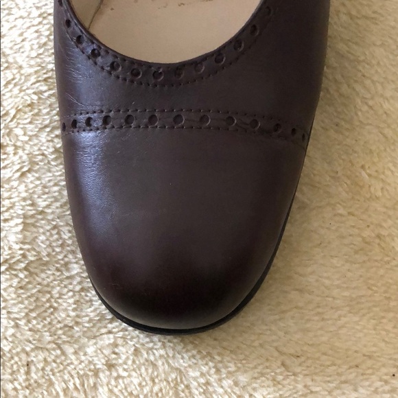 brown pumps wing tip design Coca by Maraolo - Picture 5 of 7